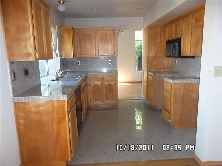 2321 Shadowbrook Way, Modesto, CA 95351 photo 2