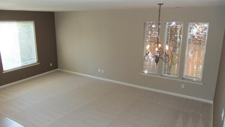 1695 Daniels St, Manteca, CA 95337 photo 2