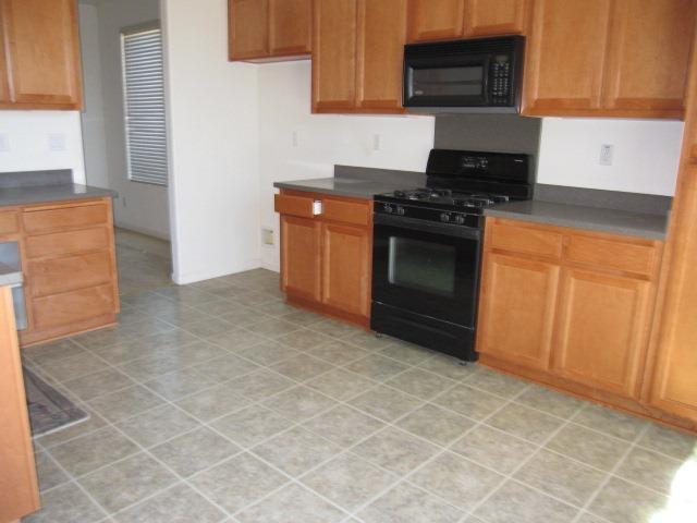 3296 Ormonde Ct, Tracy, CA 95377 photo 5