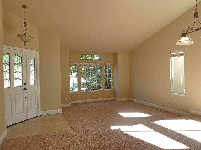 115 Goodell Rd, Folsom, CA 95630 photo 2