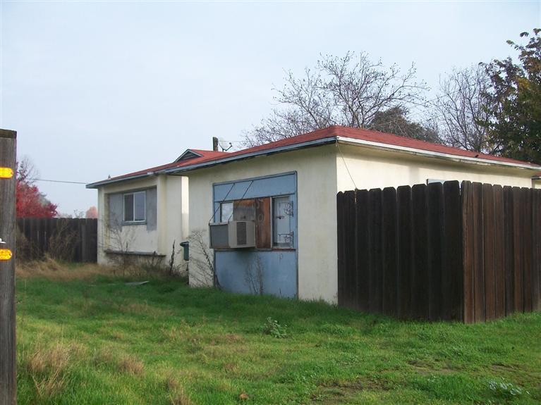 3900 Moore Rd, Ceres, CA 95307 photo 2