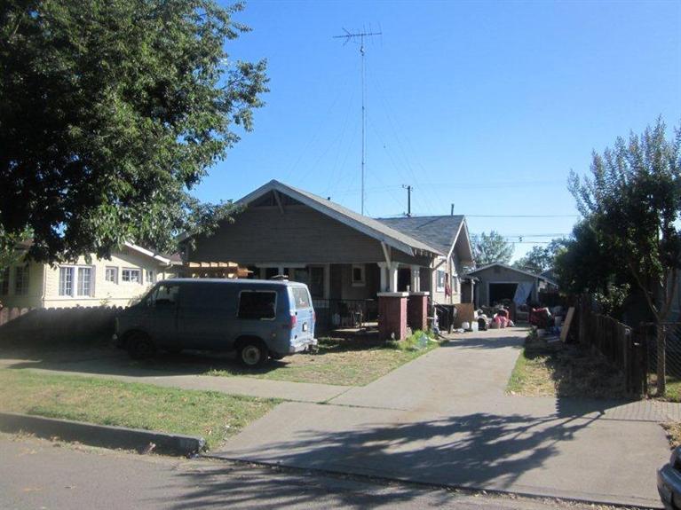 620 4th St, Modesto, CA 95351 photo 1