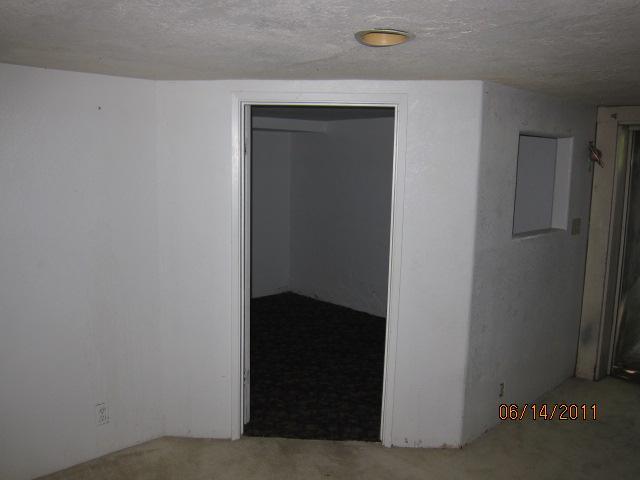 942 El Vecino Ave, Modesto, CA 95350 photo 9