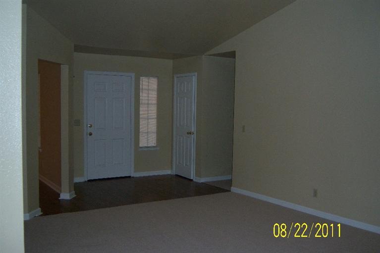 537 Clover Ave, Patterson, CA 95363 photo 6