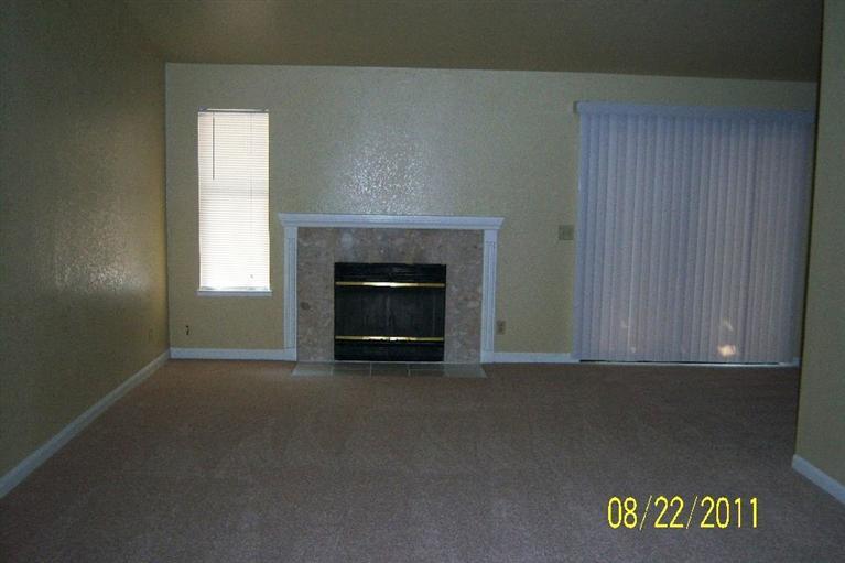 537 Clover Ave, Patterson, CA 95363 photo 3