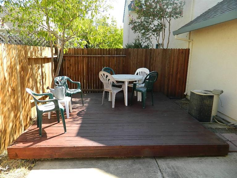 3847 Olivebranch Ln, Carmichael, CA 95608 photo 20