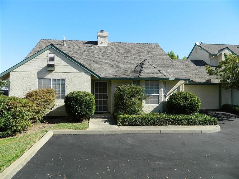 3847 Olivebranch Ln, Carmichael, CA 95608 photo 1