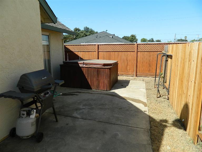 3847 Olivebranch Ln, Carmichael, CA 95608 photo 19