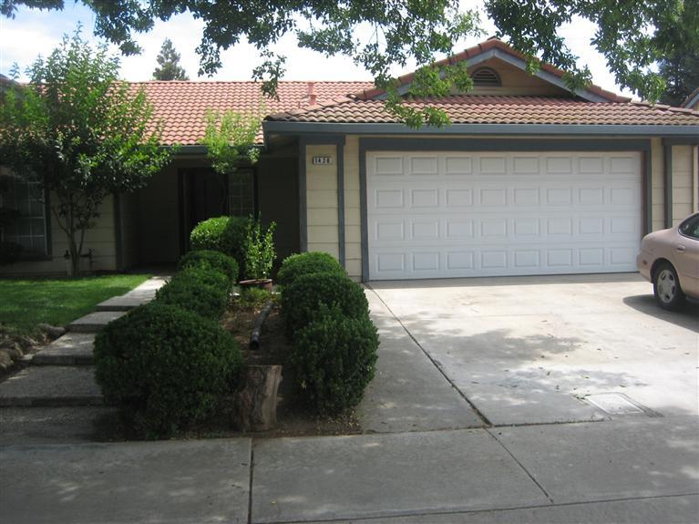 1420 July Ct, Modesto, CA 95358 photo 2