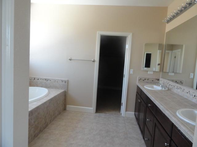 7720 Agate Beach Way, Antelope, CA 95843 photo 12