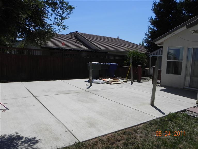 230 Red Robin Dr, Patterson, CA 95363 photo 9