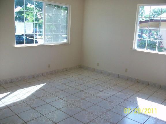 935 W 7th St, Merced, CA 95341 photo 6