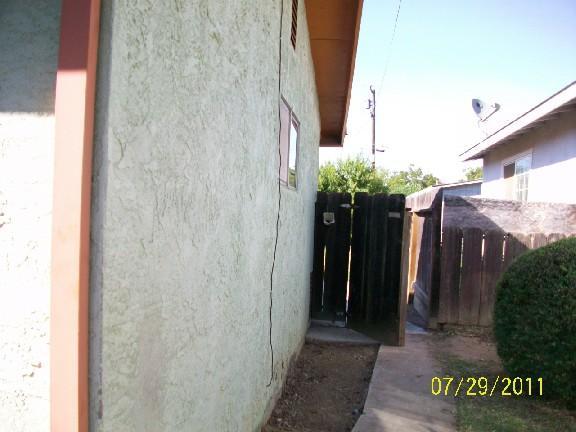 935 W 7th St, Merced, CA 95341 photo 3