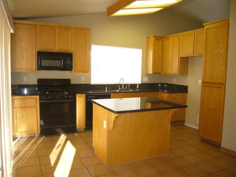 1292 Canvasback Ct, Newman, CA 95360 photo 4