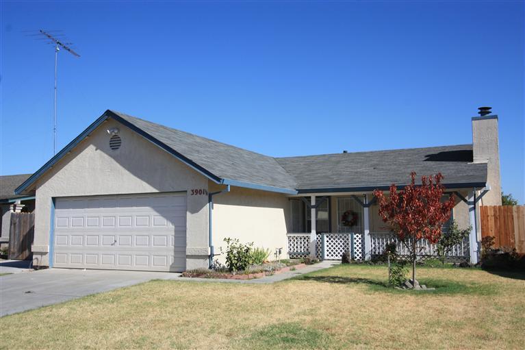 3901 Brando Dr, Ceres, CA 95307 photo 1