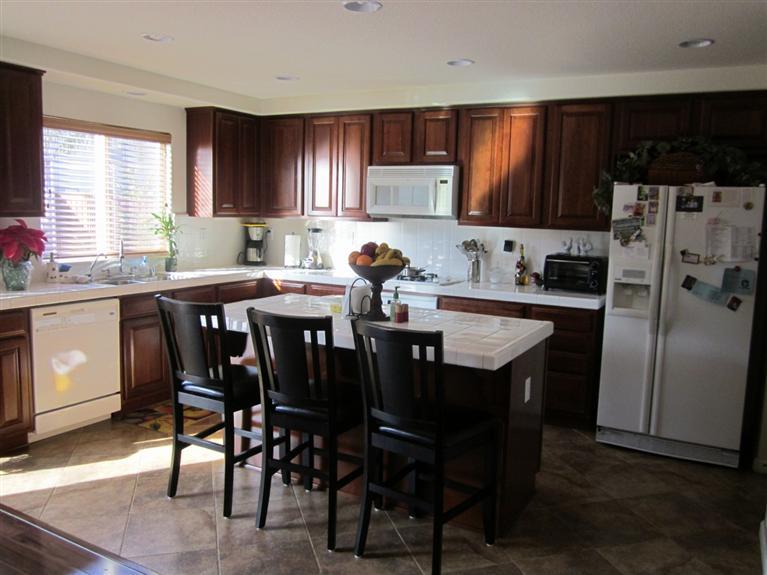 17781 Mckee Blvd, Lathrop, CA 95330 photo 2