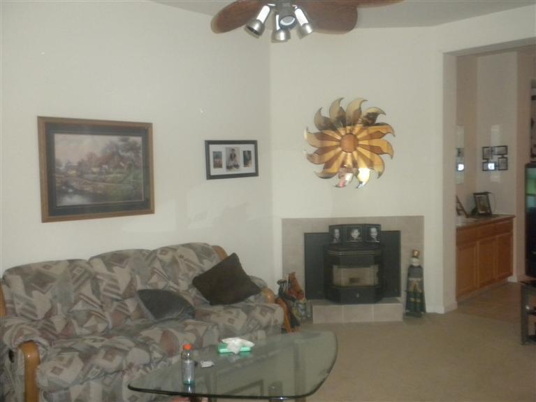 374 Glenbriar Cir, Tracy, CA 95377 photo 2