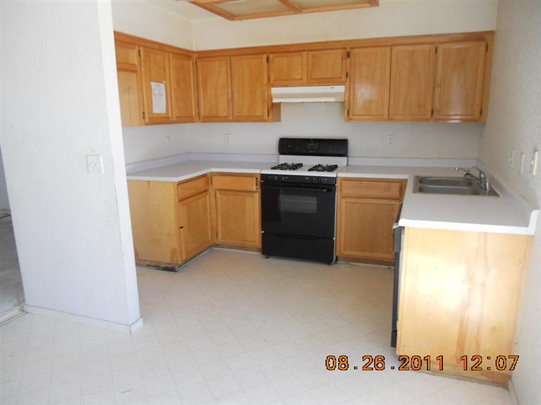 96 Belize Ct, Merced, CA 95341 photo 3