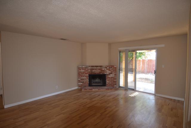 2436 Pinnacles Dr, Rocklin, CA 95677 photo 2
