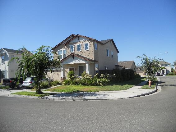 2393 Trellis Ln, Turlock, CA 95382 photo 2
