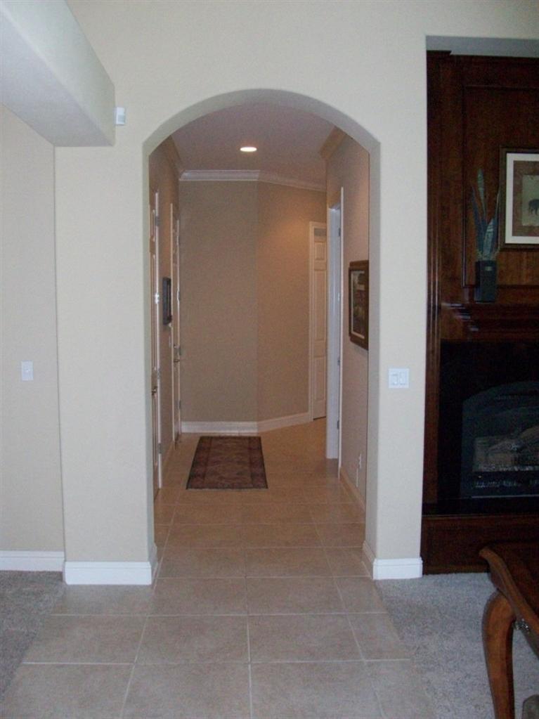 2015 Bern Way, Lodi, CA 95242 photo 2