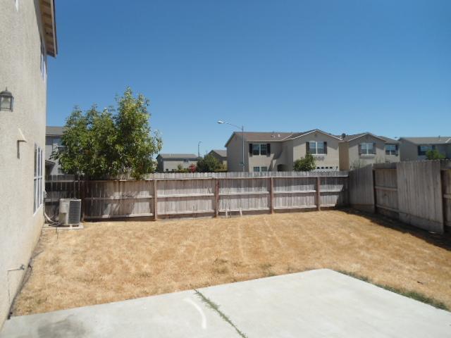 1216 Sunup Dr, Merced, CA 95348 photo 16