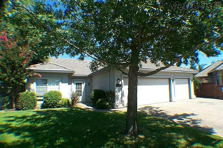 933 Sequoia Ct, Lodi, CA 95242 photo 1