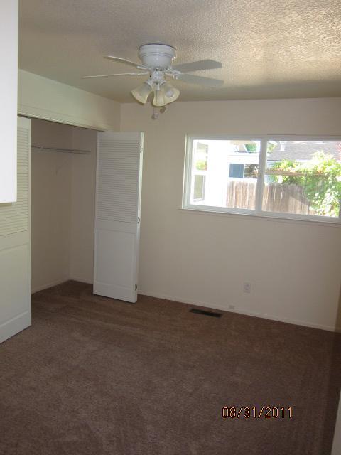 1105 Lexington Dr, Modesto, CA 95350 photo 7