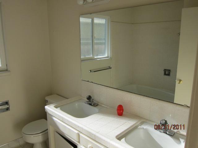 1105 Lexington Dr, Modesto, CA 95350 photo 10