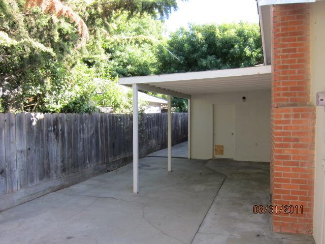 1105 Lexington Dr, Modesto, CA 95350 photo 17