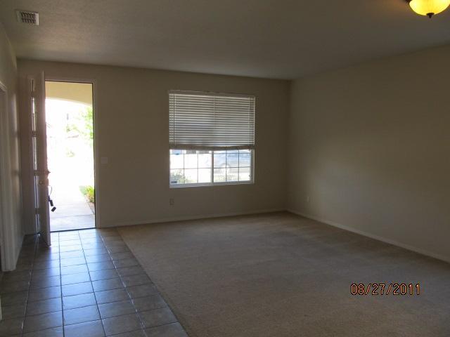 374 Vasconcellos Ave, Manteca, CA 95336 photo 5