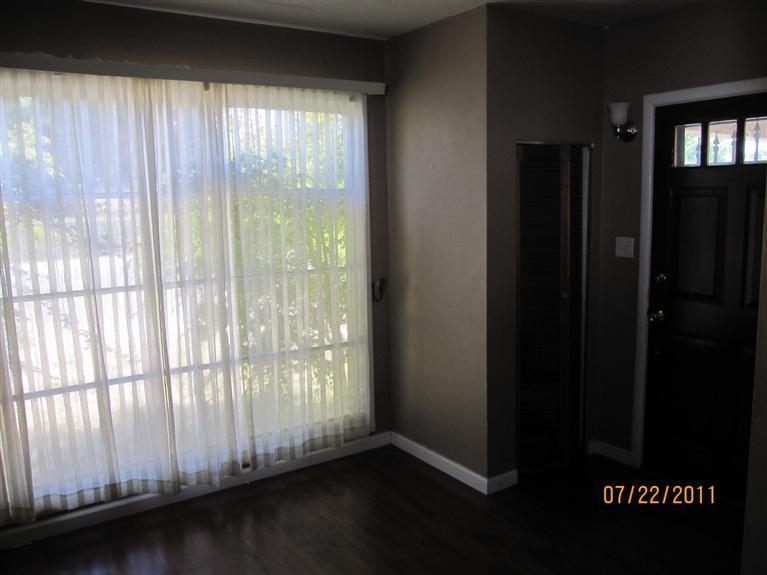 416 Olive Ct, Lodi, CA 95240 photo 3