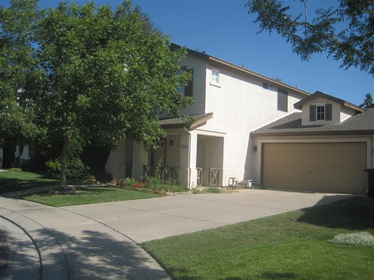 1732 Heirloom Ct, Modesto, CA 95357 photo 2