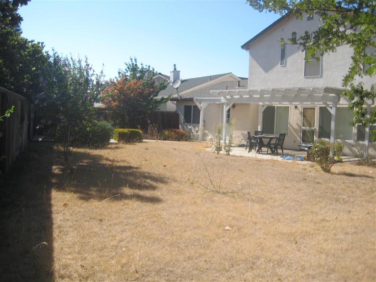 1732 Heirloom Ct, Modesto, CA 95357 photo 3