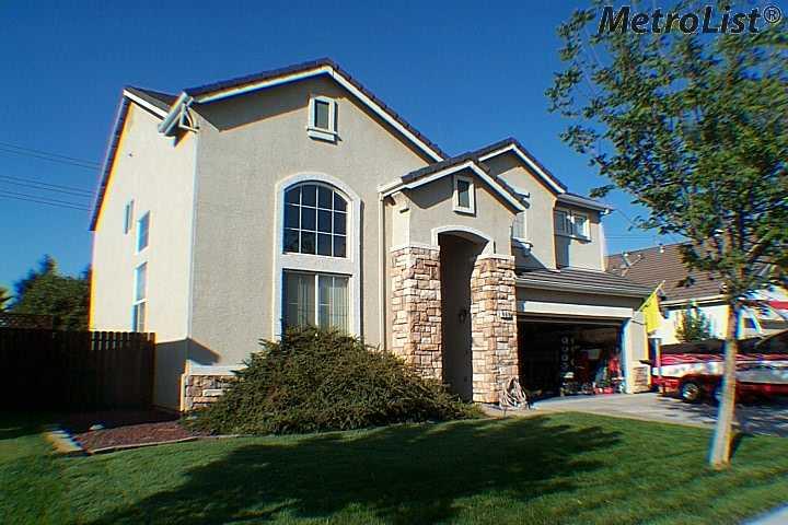 969 Cherry Blossom Ln, Tracy, CA 95377 photo 1