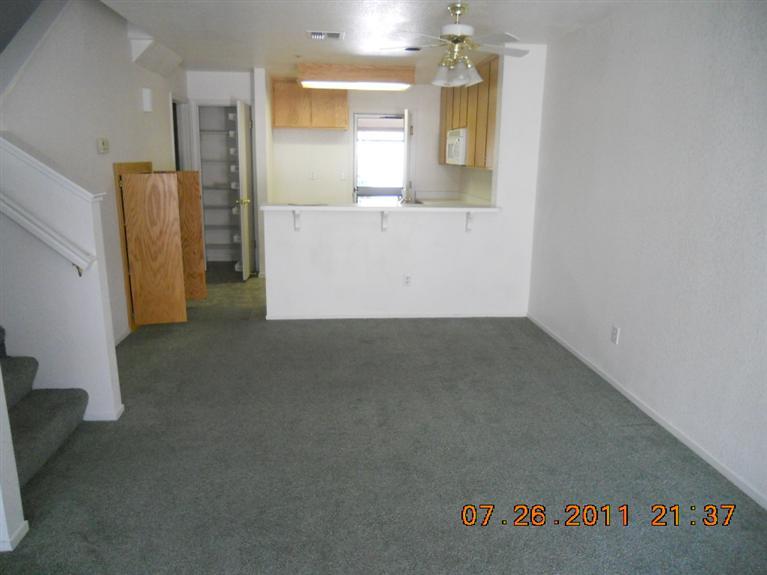 1031 Beaconfield Ct, Tracy, CA 95376 photo 3