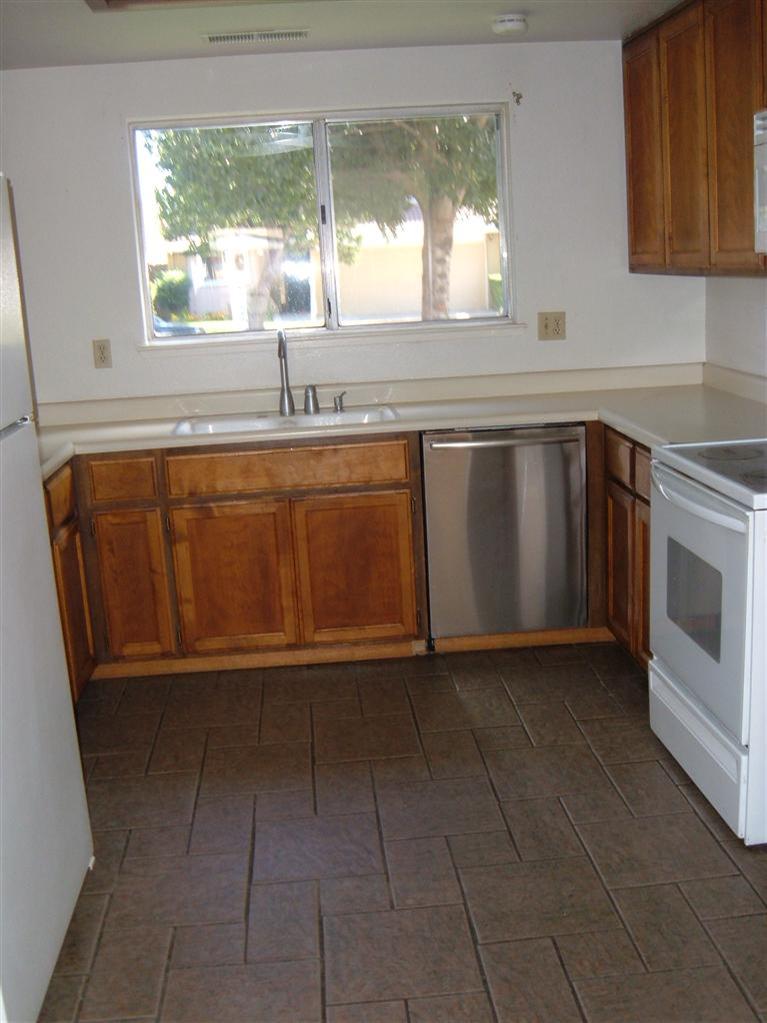 1205 Diablo Ave, Modesto, CA 95358 photo 5