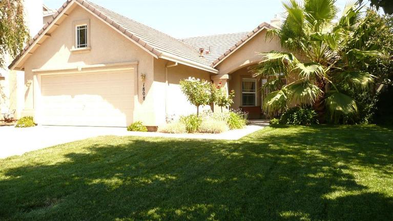 1808 Vanowen Ct, Modesto, CA 95355 photo 1