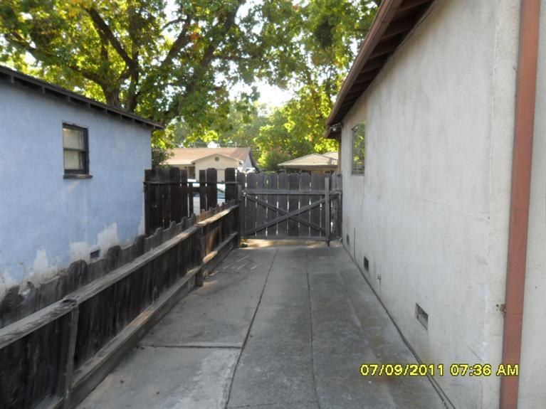 2009 Winning Ave, Modesto, CA 95350 photo 12