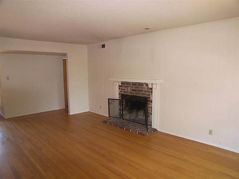 3955 Walnut Ave, Carmichael, CA 95608 photo 18