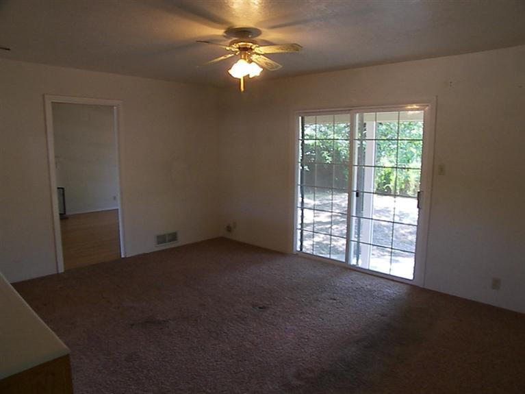 3955 Walnut Ave, Carmichael, CA 95608 photo 17