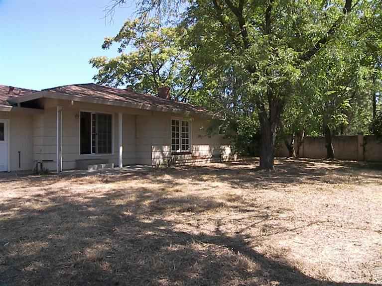3955 Walnut Ave, Carmichael, CA 95608 photo 8