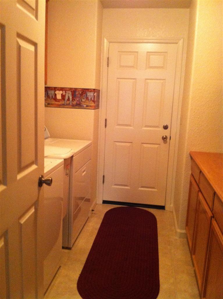 3904 Guildford Ln, Modesto, CA 95355 photo 6