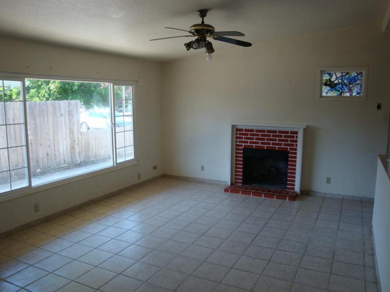 506 N Sunset Dr, Lodi, CA 95240 photo 8