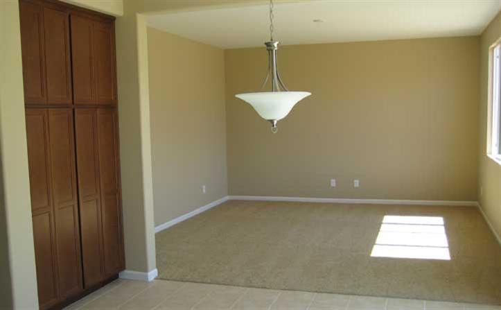 1076 Nello Way, Manteca, CA 95337 photo 3