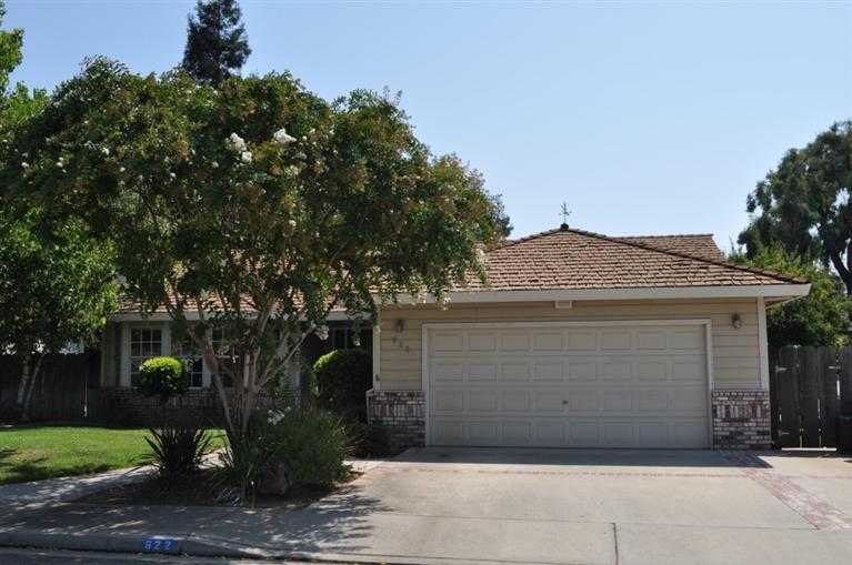 922 Hartwick Ave, Turlock, CA 95382 photo 2