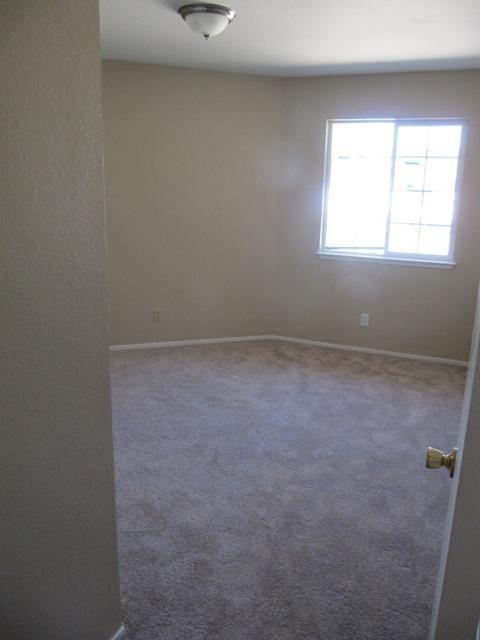 1400 Lindstrom Ave, Modesto, CA 95351 photo 6