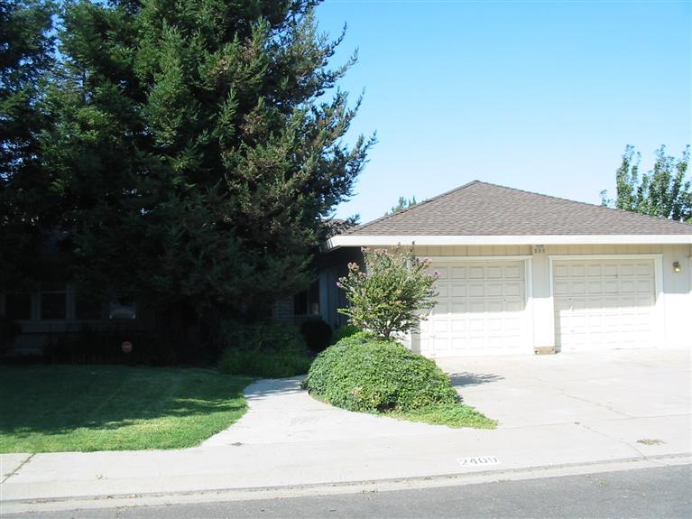 2409 Mauna Kea Dr, Ceres, CA 95307 photo 1