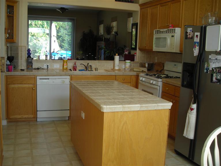 643 Perlegos Way, Lodi, CA 95240 photo 3