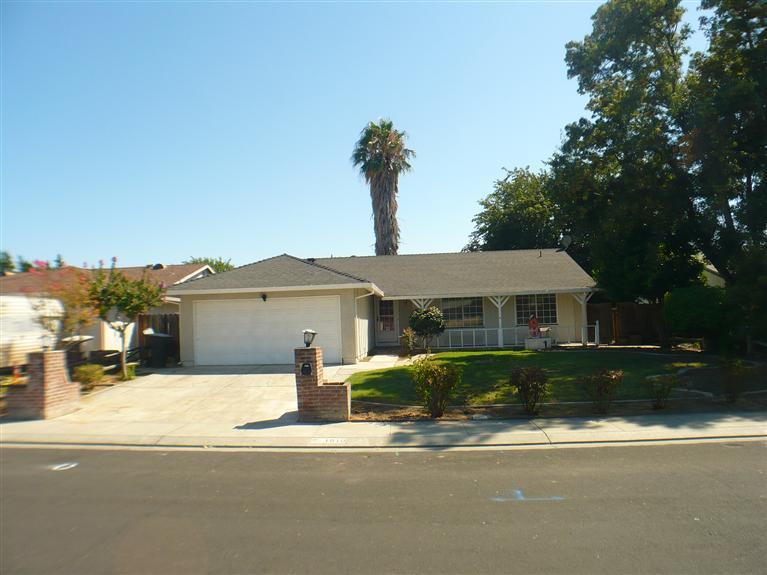 1910 Mello Ct, Tracy, CA 95376 photo 1
